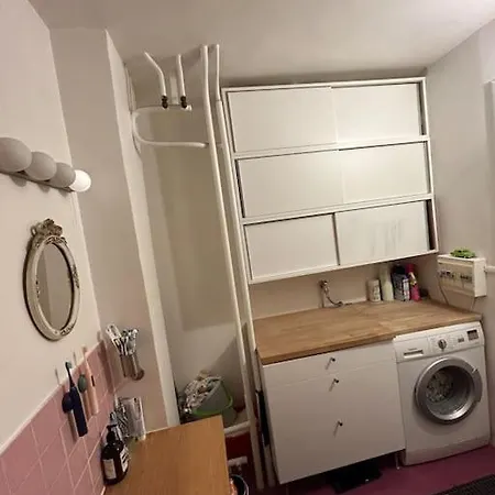 Familial Apartment Montreuil (Seine-Saint-Denis)